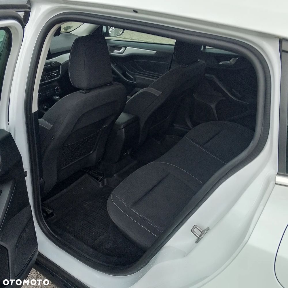 Ford Focus 1.5 TDCi SYNC Edition - 7
