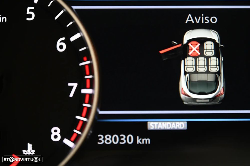 Nissan Juke 1.0 DIG-T Tekna - 26