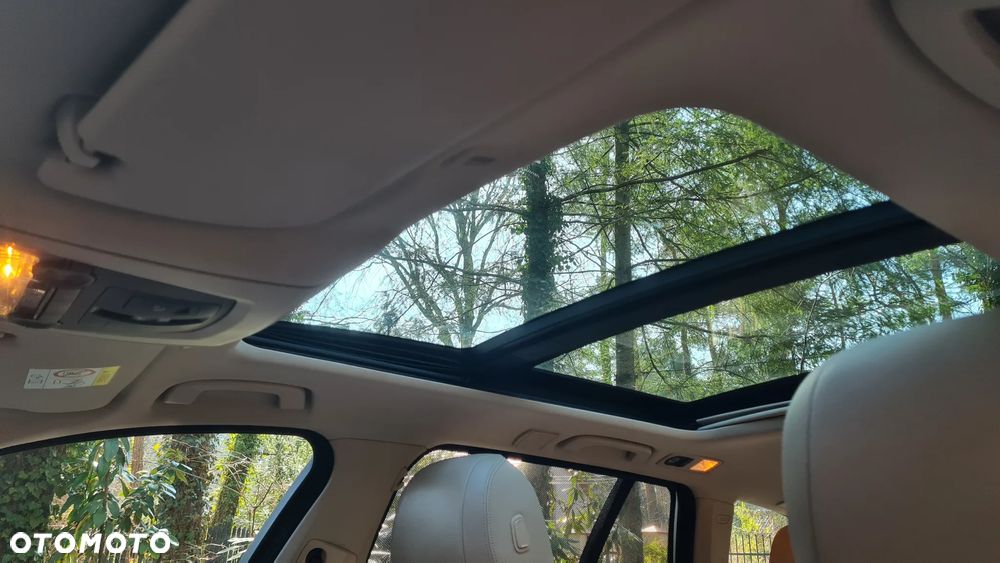 BMW Seria 5 520i Luxury Line - 9