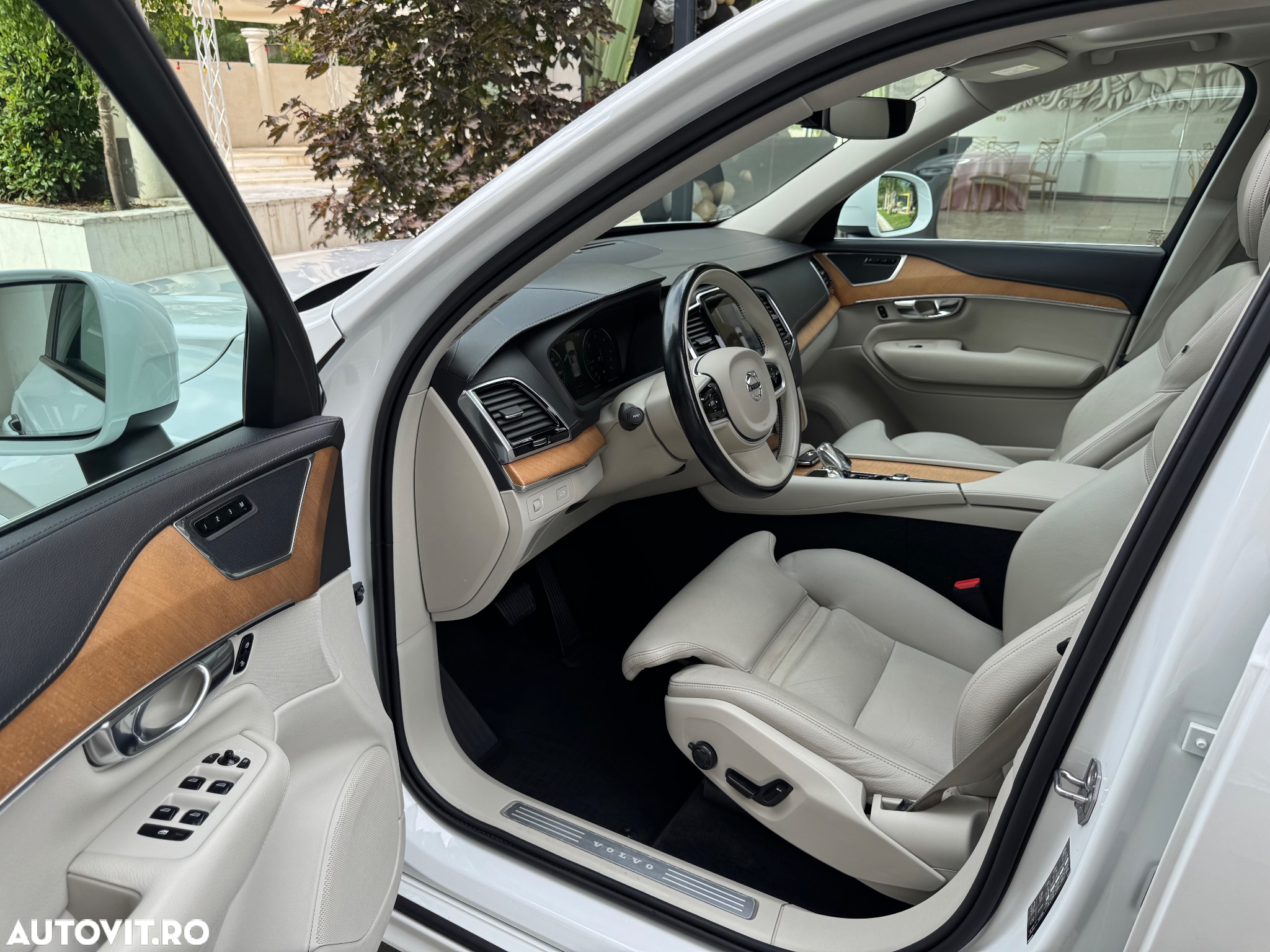 Volvo XC 90 B5 MHEV AWD 5 locuri Momentum Pro - 8