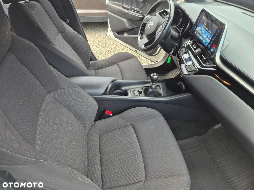 Toyota C-HR 1.2 T Premium - 25