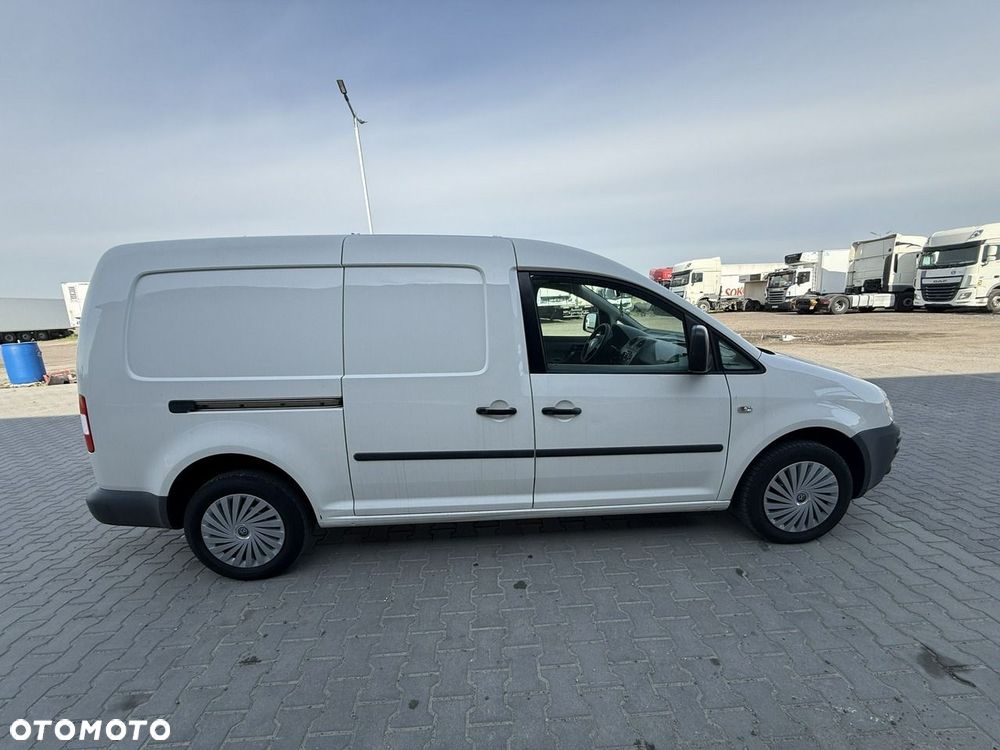 Volkswagen Caddy - 10