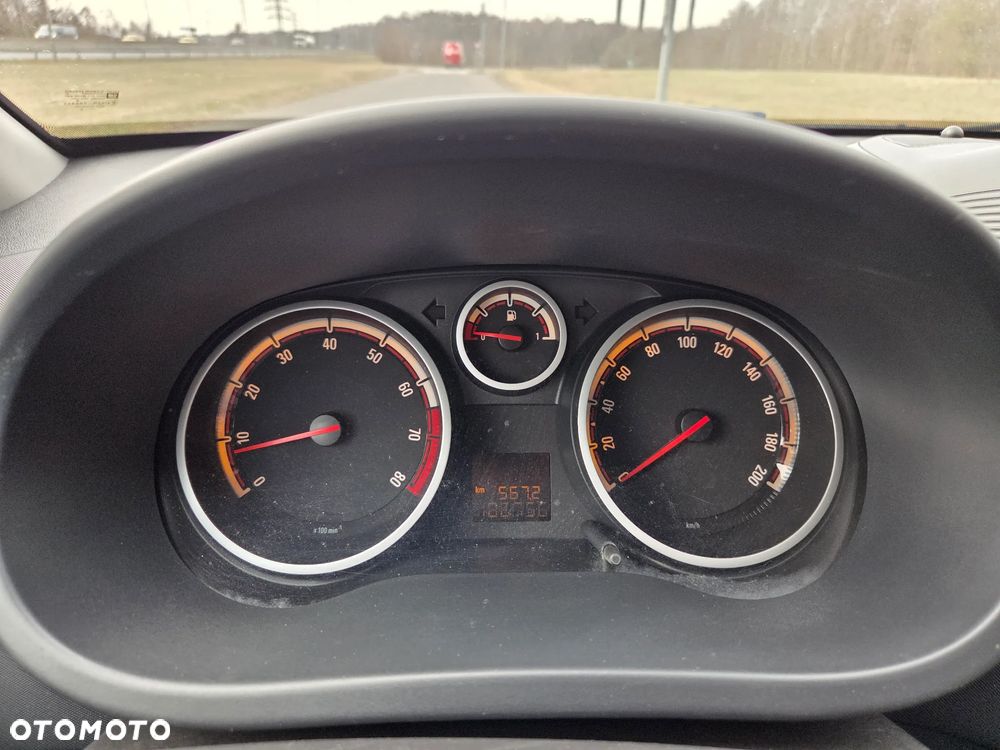 Opel Corsa 1.4 16V Catch me now - 15