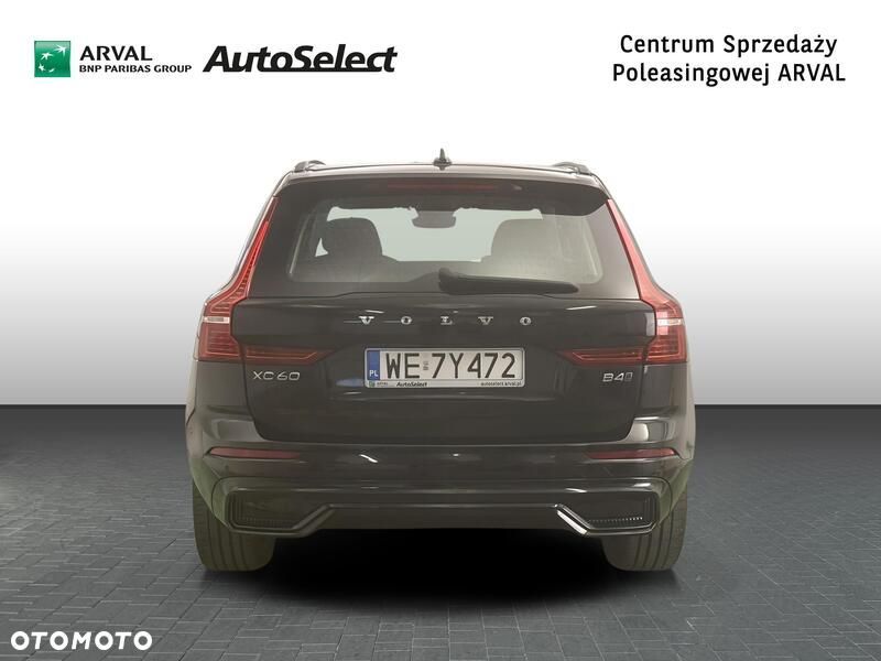Volvo XC 60 B4 D AWD Plus Dark - 5