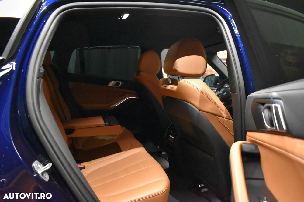 BMW X6 xDrive40i - 17