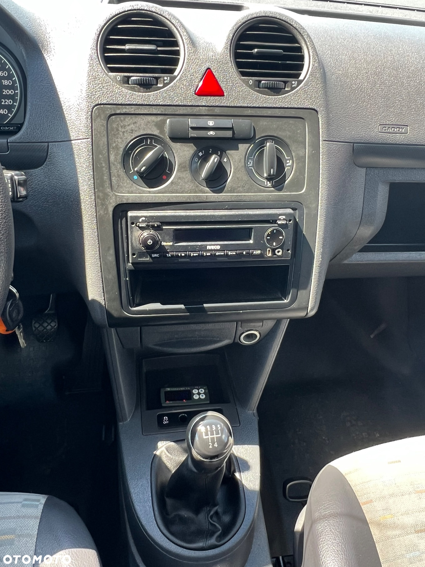 Volkswagen Caddy 1.6 Chlodnia (288) - 14