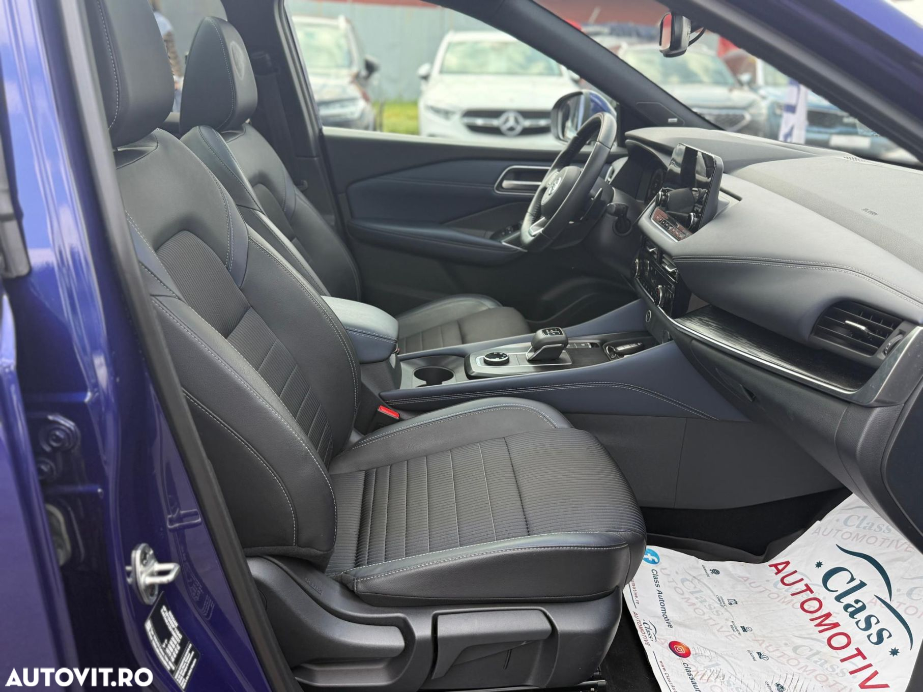 Nissan Qashqai - 25