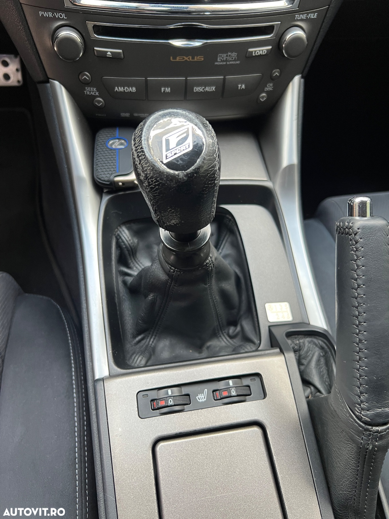 Lexus Seria IS 220d Sport F - 17