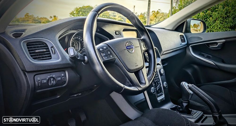 Volvo V40 1.6 D2 Summum Eco - 6