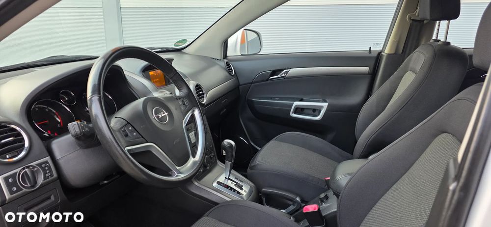Opel Antara - 11