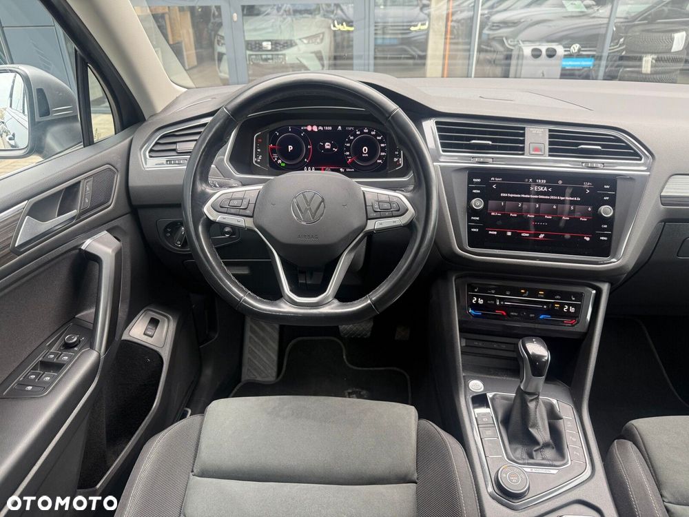 Volkswagen Tiguan Allspace - 11