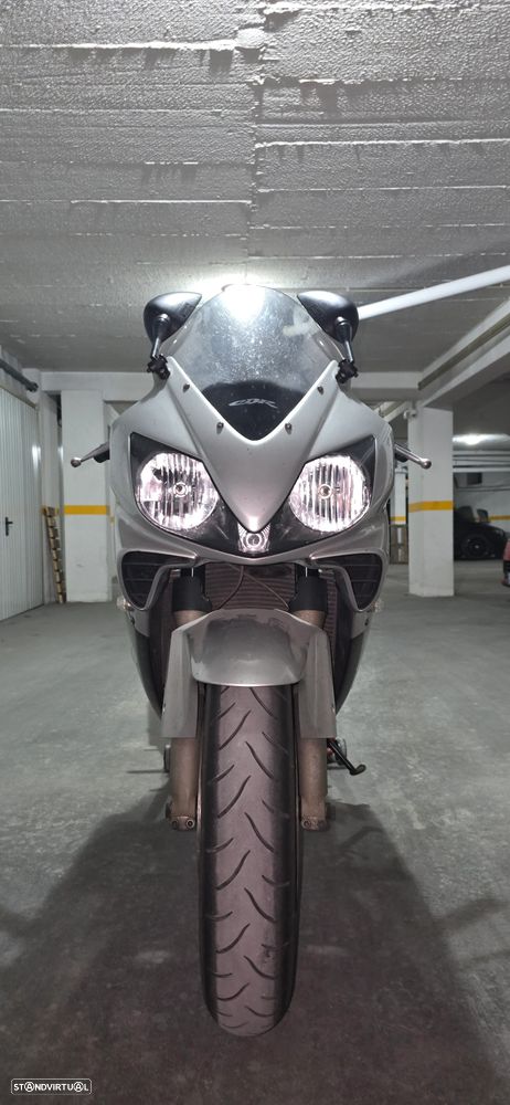 Honda CBR 600 F4i - 1