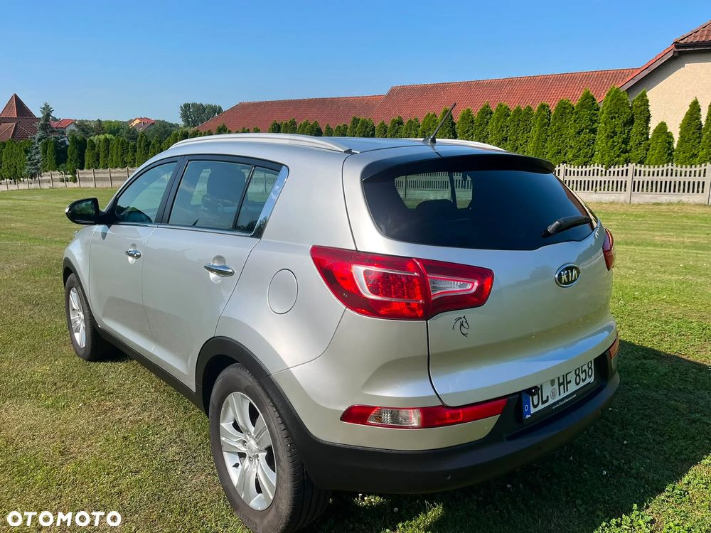 Kia Sportage 1.6 GDI 2WD Dream-Team Edition - 4