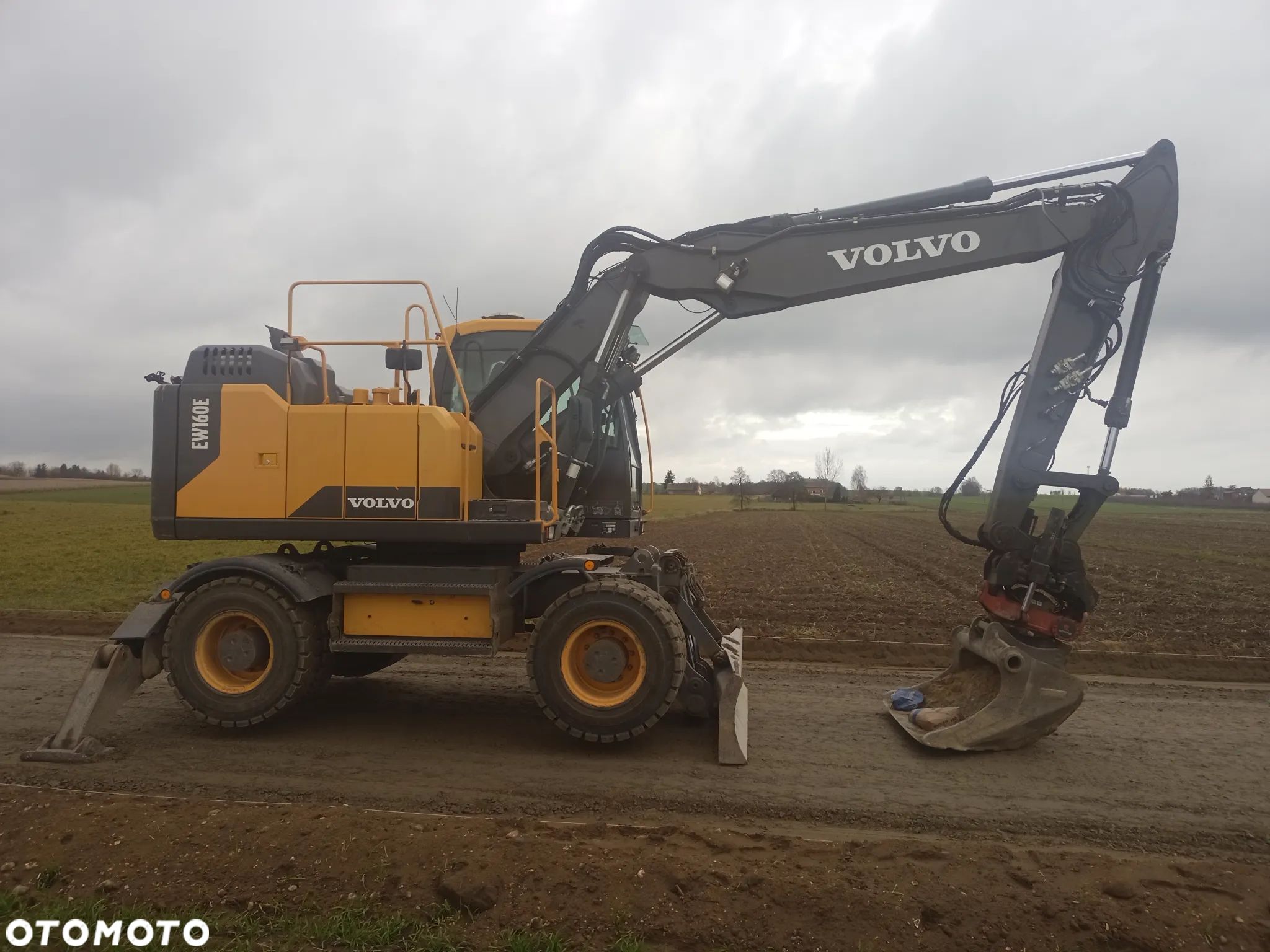 Volvo EW160E Rototilt system 3D - 1