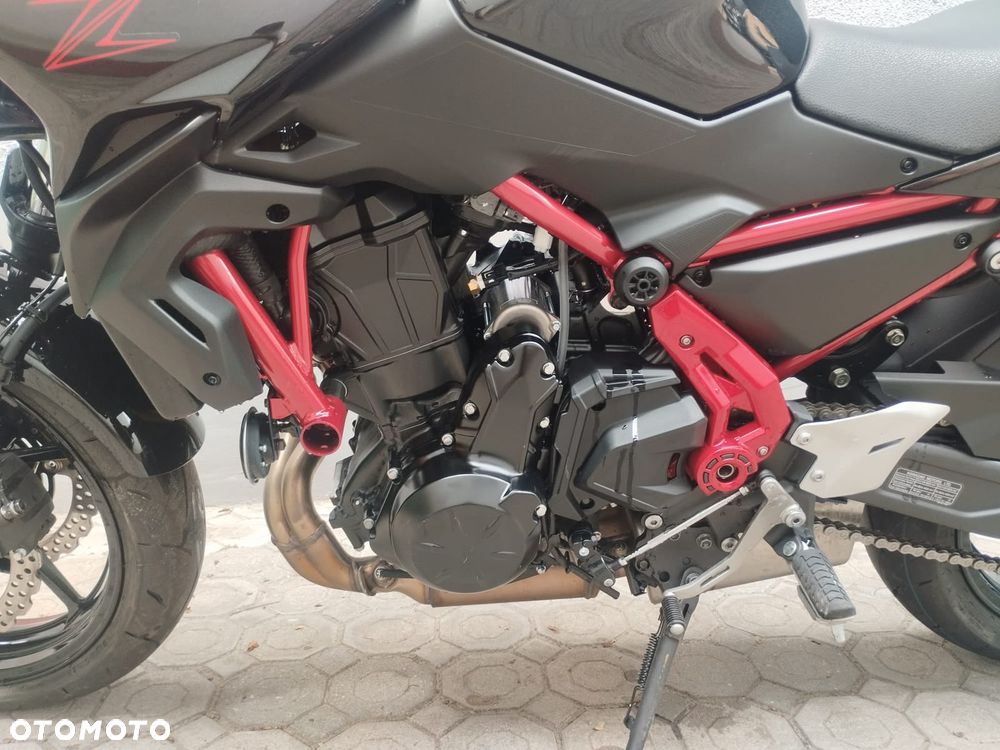 Kawasaki Z 650 - 7
