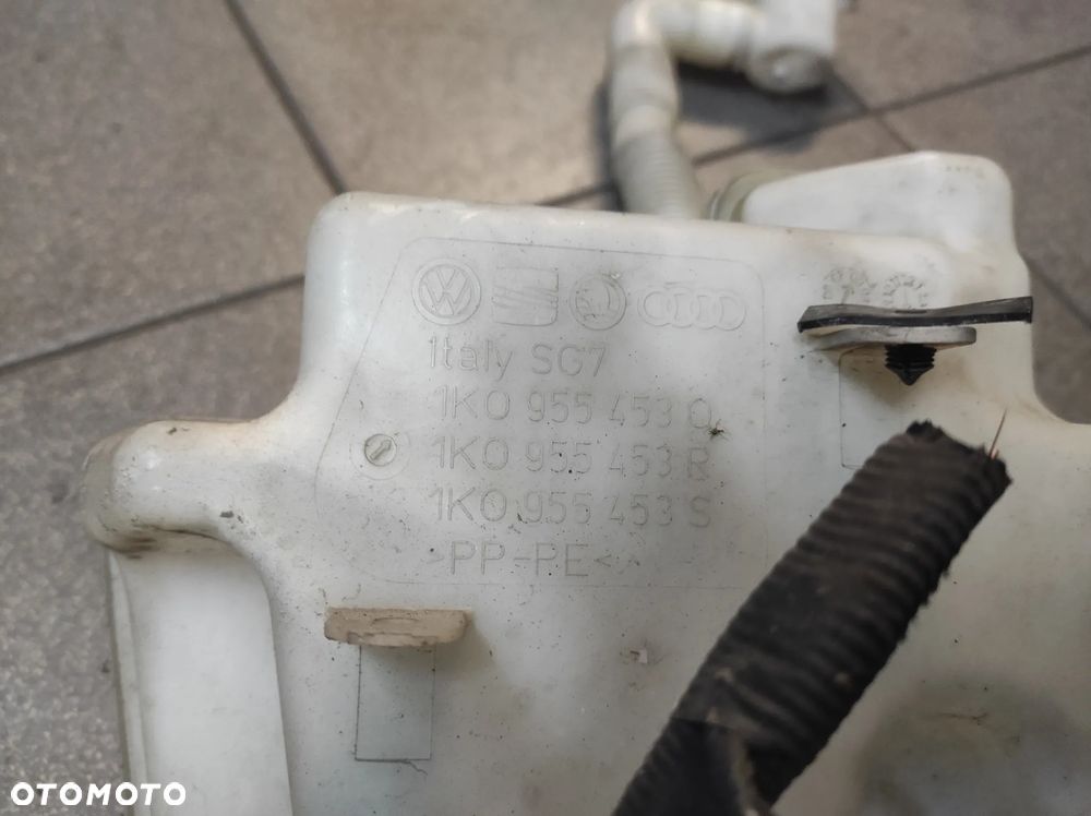 ZBIORNICZEK ZBIORNIK SPRYSKIWACZY 1K0955453Q 1K0955453R 1K0955453S AUDI A3 8P SKODA OCTAVIA 2  VW GOLF 5 6 PLUS HB KOMBI JETTA TIGUAN TOURAN CADDY EOS SEAT LEON 2 ALTEA TOLEDO 3 ALTEA XL WYSYŁKA !!!!!!!! - 5