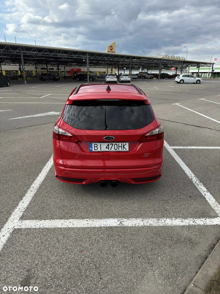 Ford Focus ST2 - 11