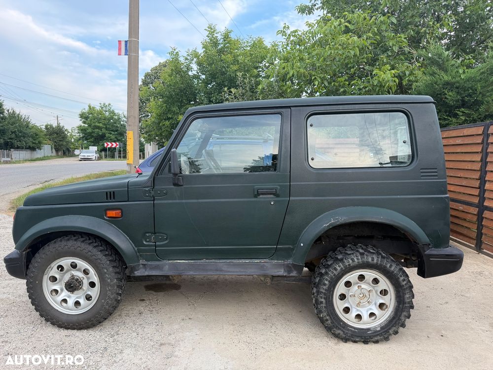 Suzuki Samurai - 3