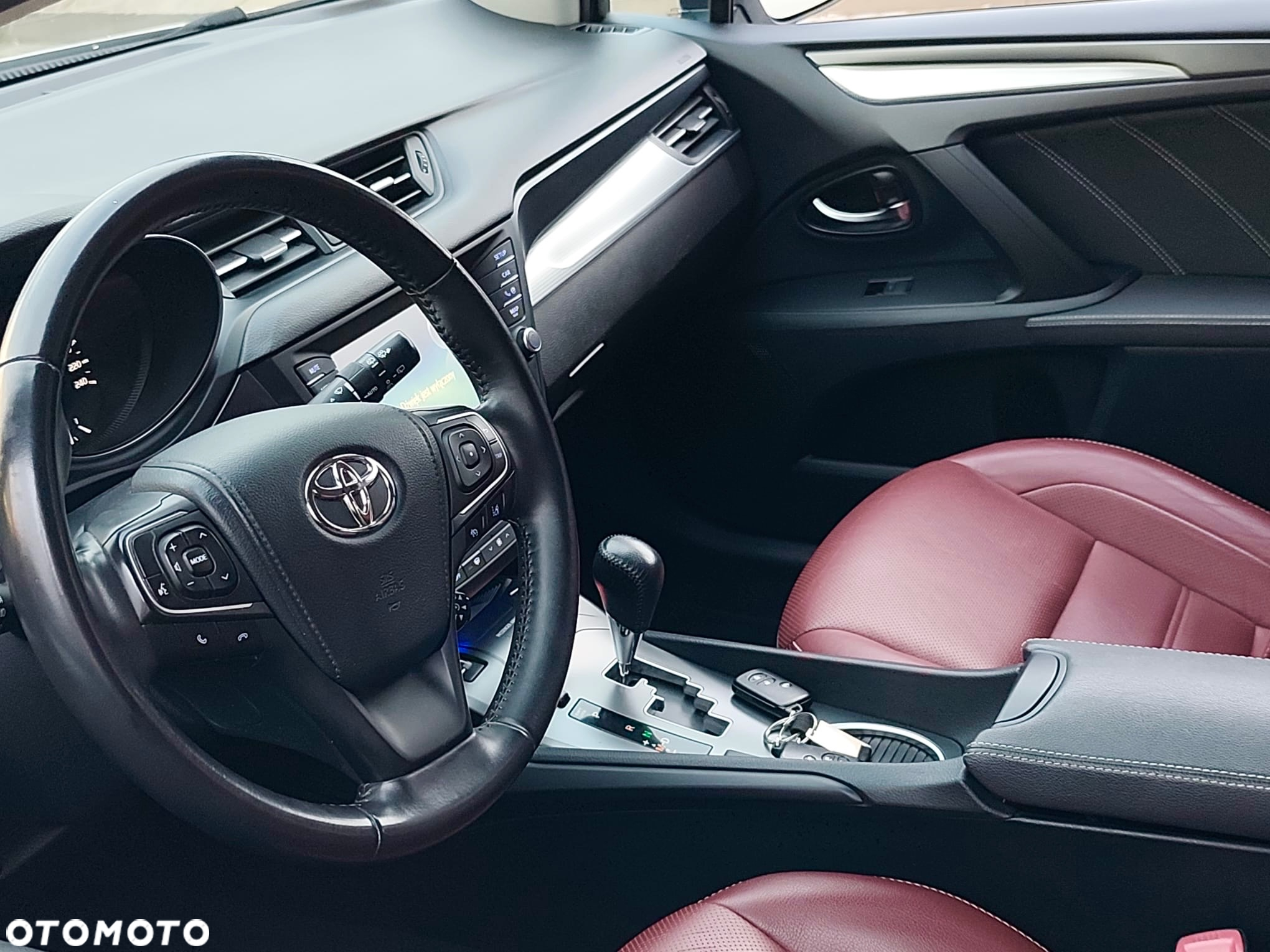 Toyota Avensis 1.8 Selection MS - 9