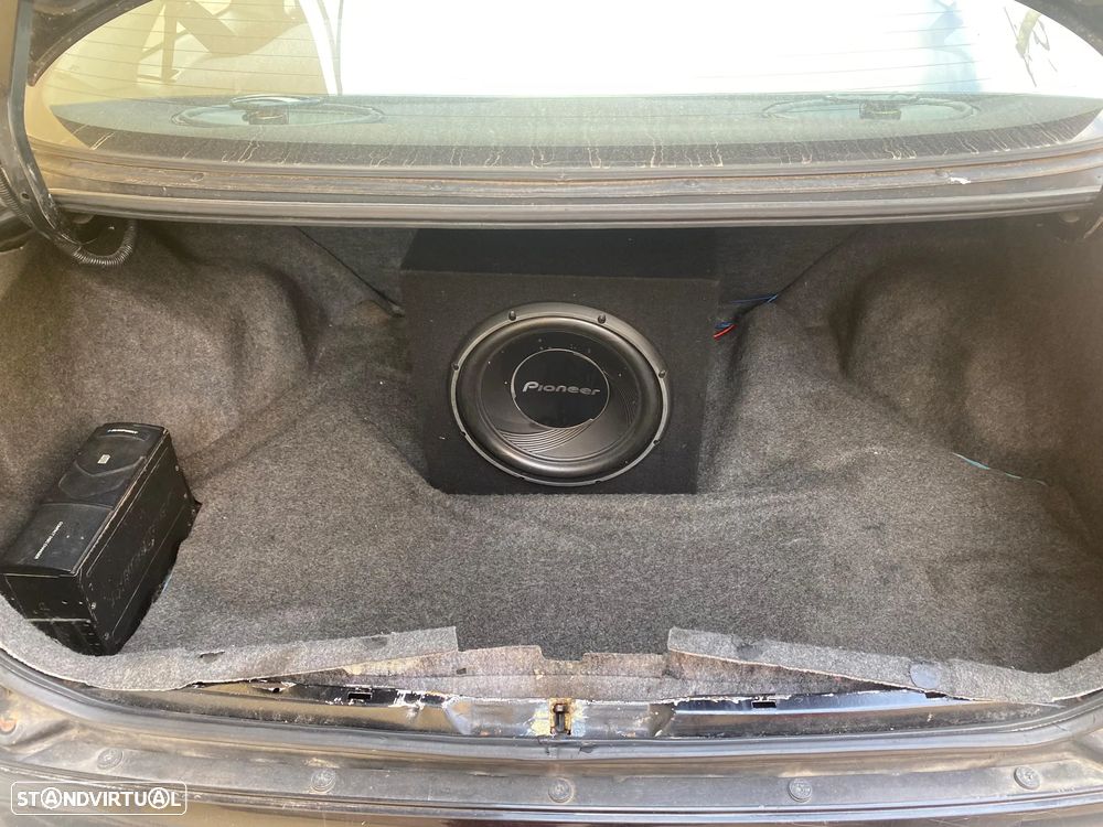 Honda Civic 1.5 LSi - 13