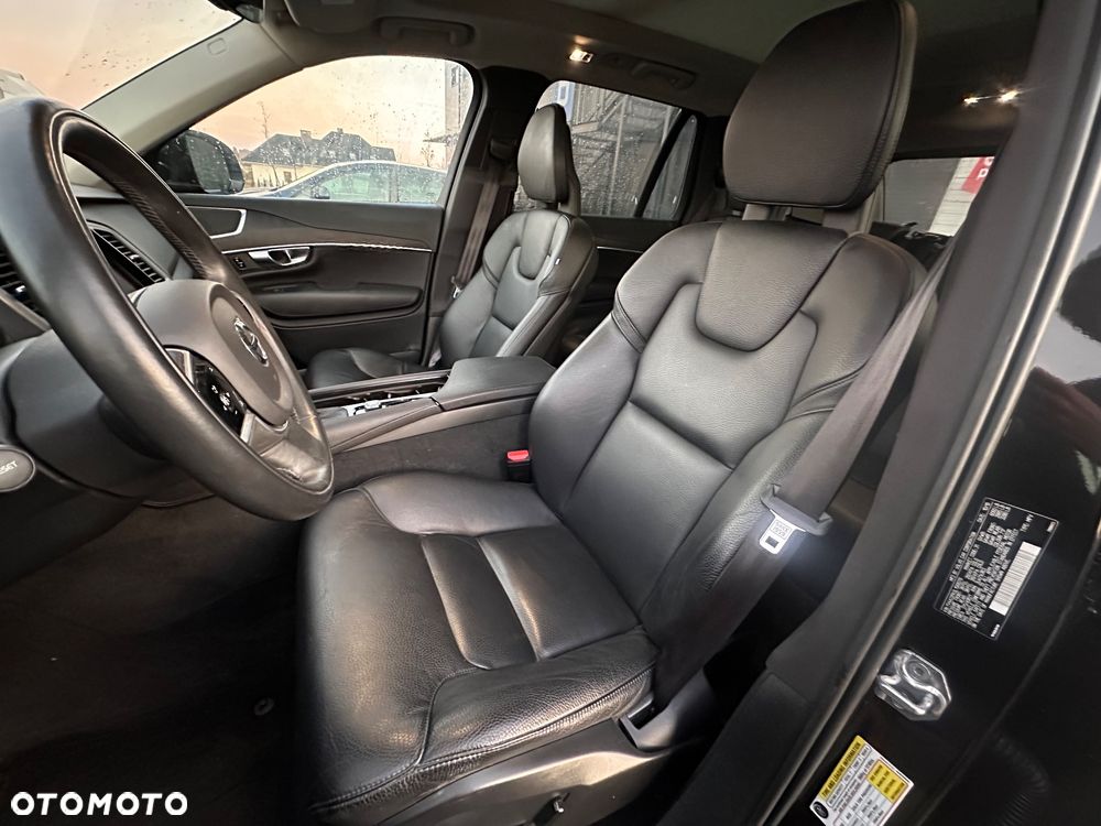Volvo XC 90 T6 AWD Geartronic Momentum - 10