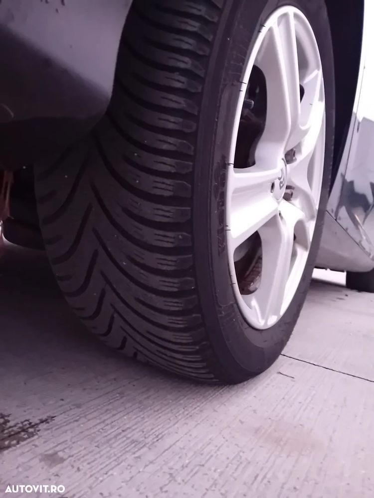 Ford Focus Turnier 1.6 TDCi DPF Start-Stopp-System Business - 13