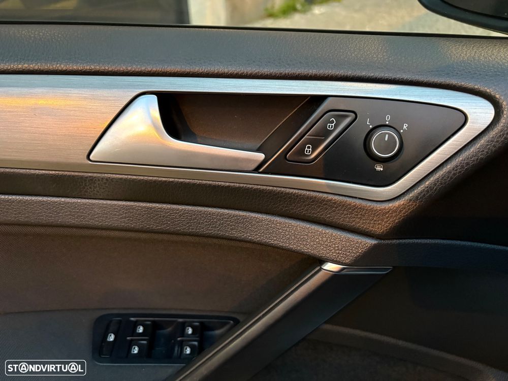 VW Golf Variant 1.6 TDi BlueMotion Confortline - 20