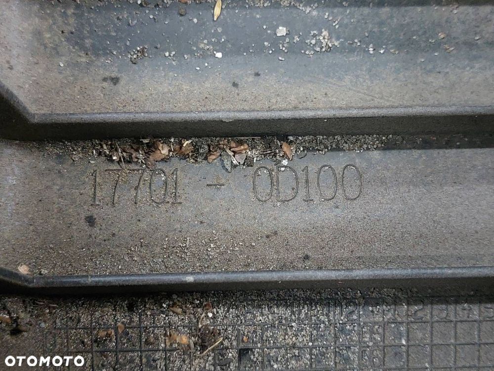 OBUDOWA FILTRA POWIETRZA + RURA DOLOT TOYOTA COROLLA E12 1.6 16V - 7