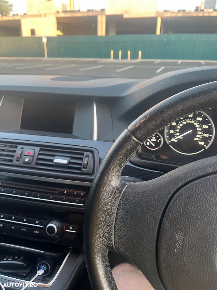 BMW Seria 5 520d - 2