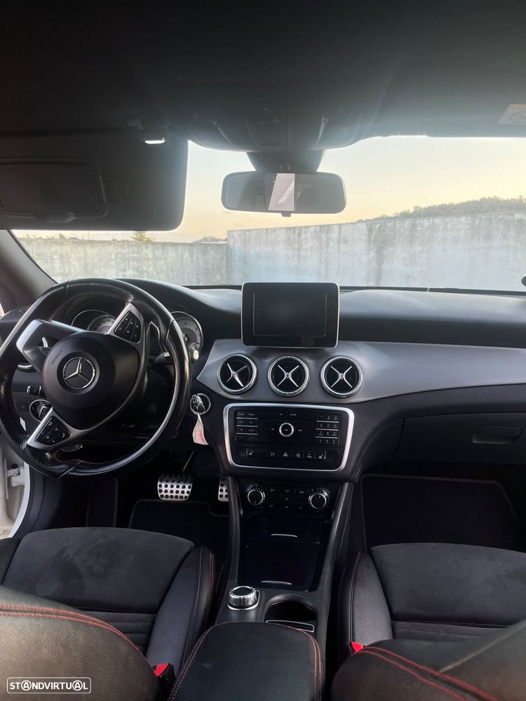 Mercedes-Benz CLA 200 d 7G-DCT AMG Line - 9