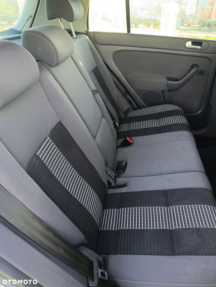 Volkswagen Golf Plus 1.4 Comfortline - 22