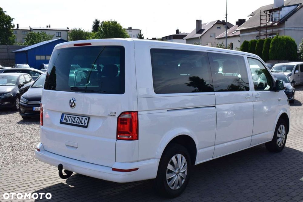 Volkswagen Caravelle - 8