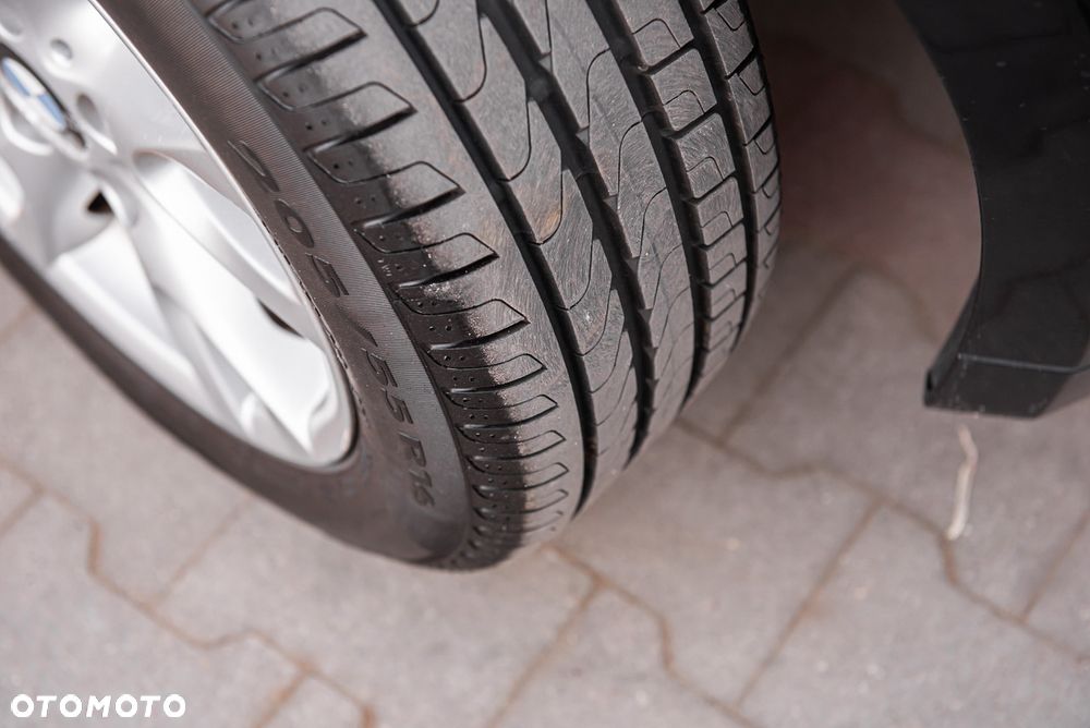 BMW Seria 1 - 24