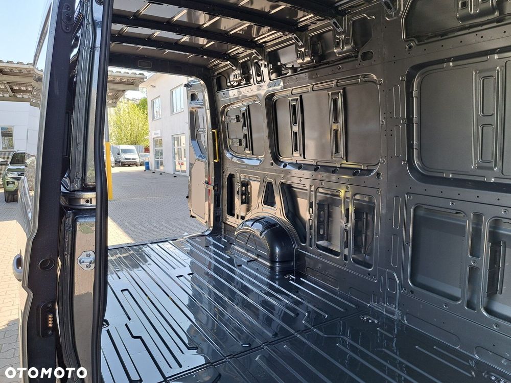 Volkswagen Crafter - 9