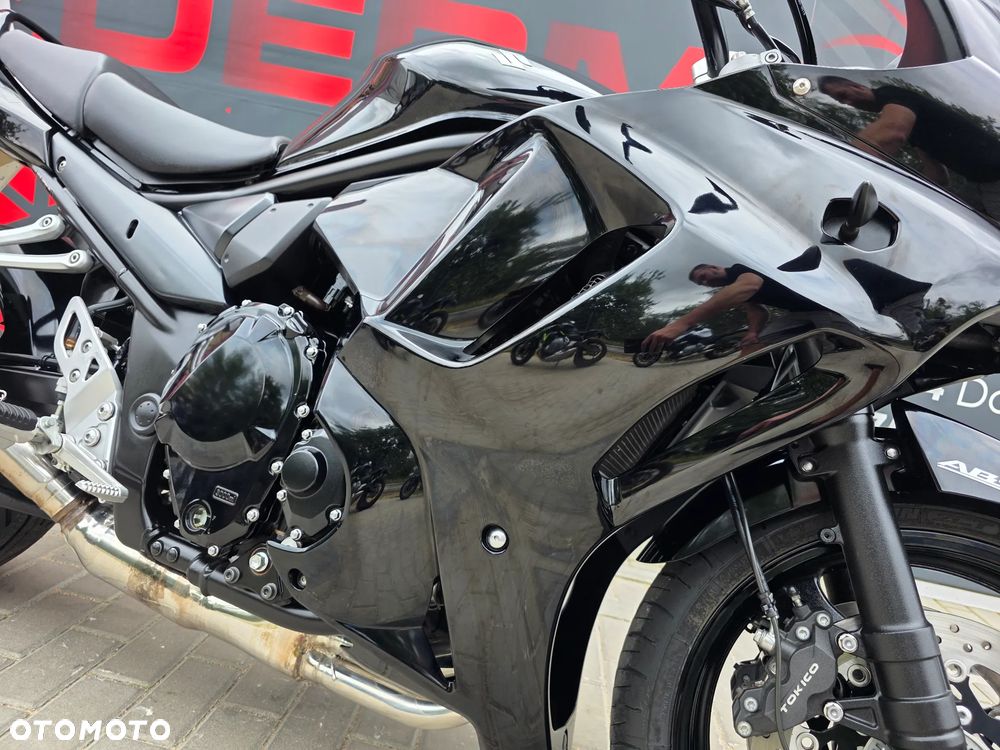 Suzuki GSX - 31