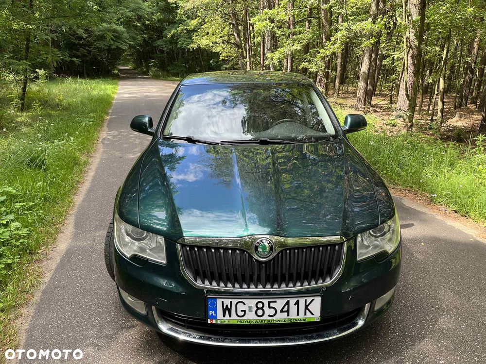 Skoda Superb 2.0 TDI Elegance DSG - 3