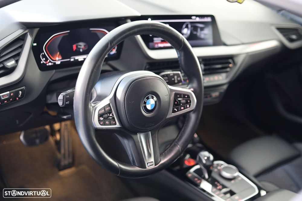 BMW 118 i Pack M Auto - 41
