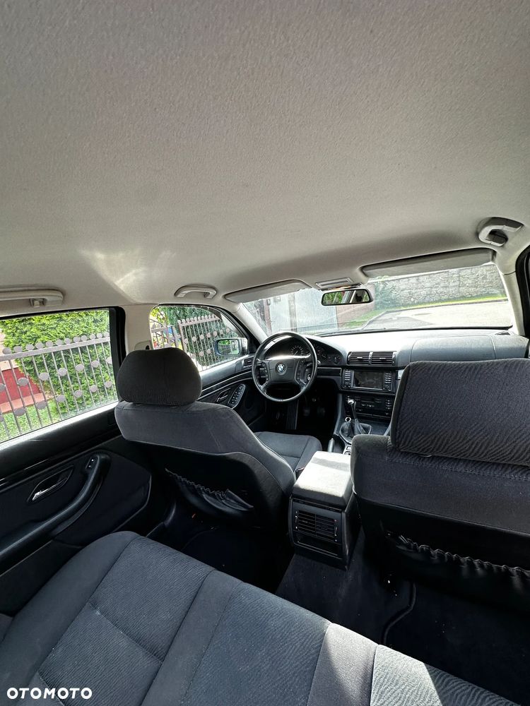 BMW Seria 5 - 11