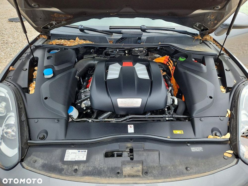 Porsche Cayenne - 10