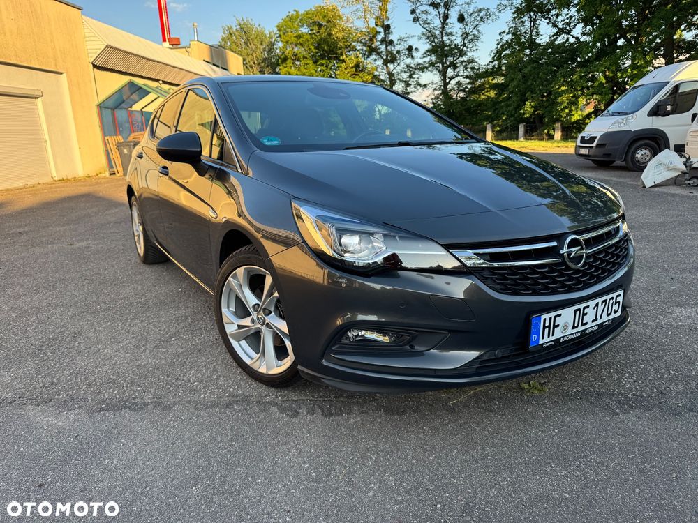 Opel Astra 1.4 T Dynamic - 1
