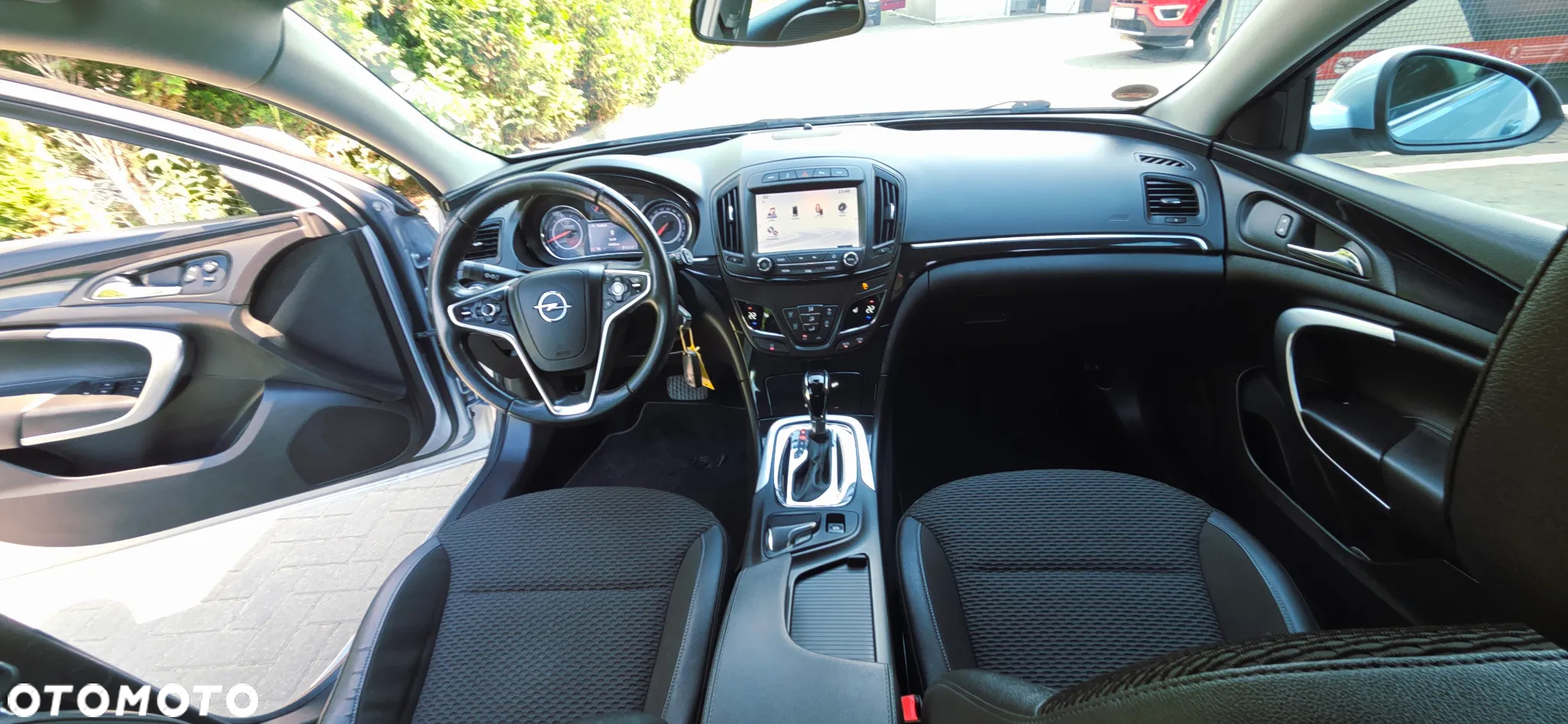Opel Insignia 2.0 CDTI Sports Tourer 4x4 Automatik Edition - 33