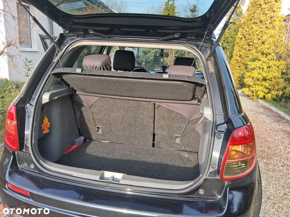 Suzuki SX4 1.5 Streetline 4x2 Classic - 7