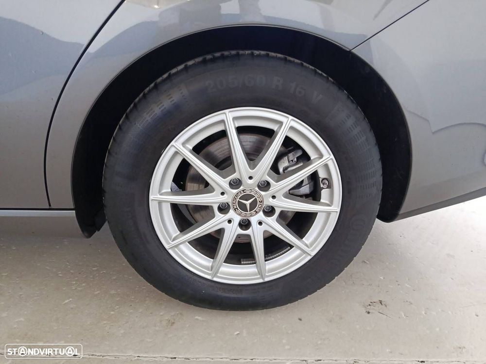 Mercedes-Benz CLA 180 d Shooting Brake Style Aut. - 11