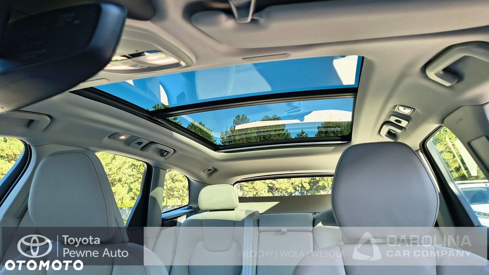 Volvo XC 60 B4 D AWD Plus Dark - 29