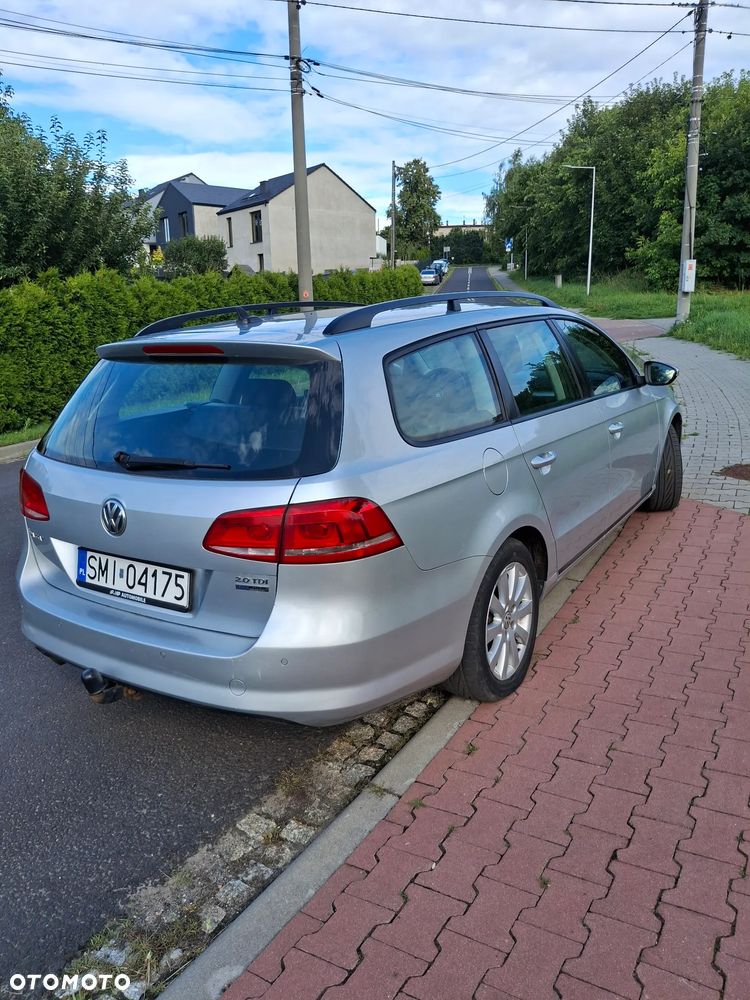 Volkswagen Passat 2.0 TDI DPF BlueMotion Technology Trendline - 3