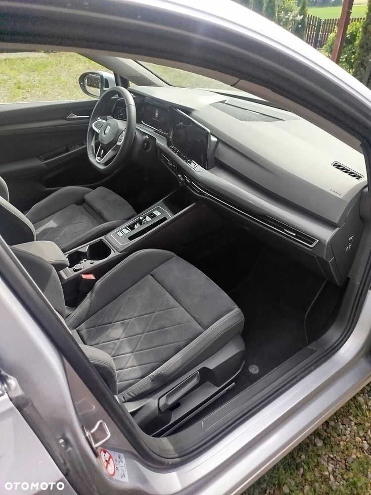 Volkswagen Golf - 11
