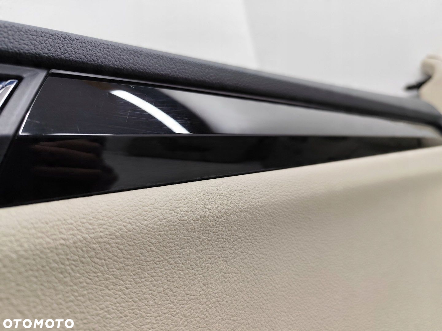 SKODA SUPERB III KOMBI LaurinKlement FOTELE KANAPA TUNEL BOCZKI KOMPLET - 13
