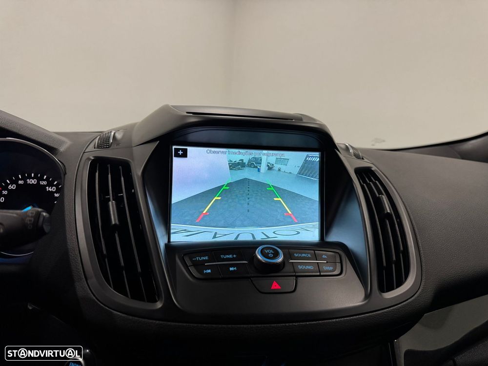 Ford Kuga 1.5 TDCi ST-Line Limited Edition - 37