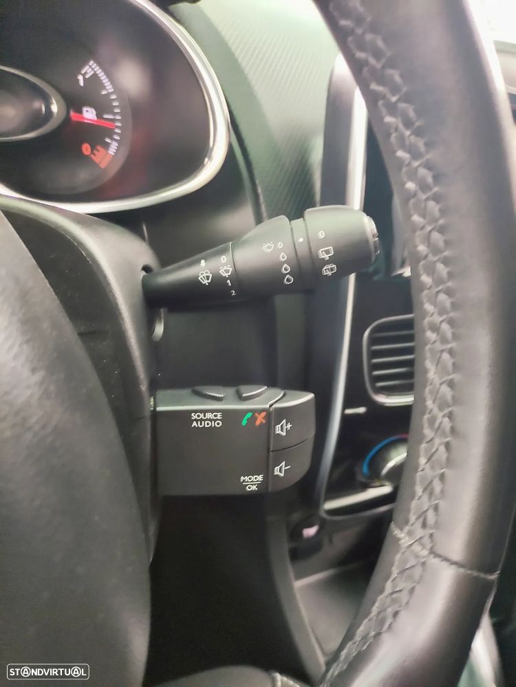 Renault Clio 1.5 dCi Limited EDition - 13