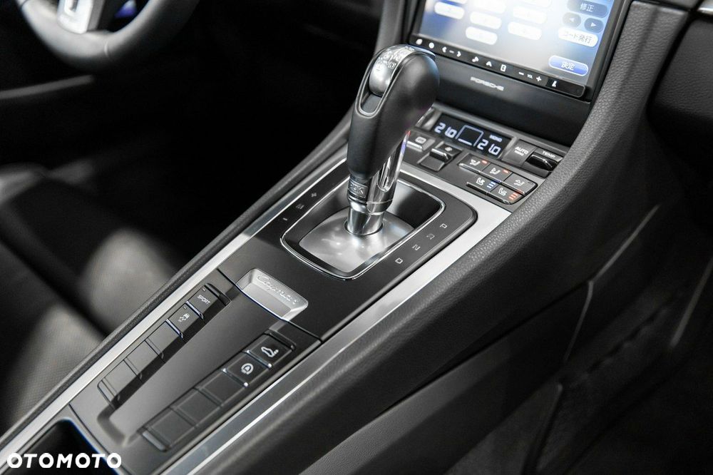 Porsche Cayman S PDK - 38